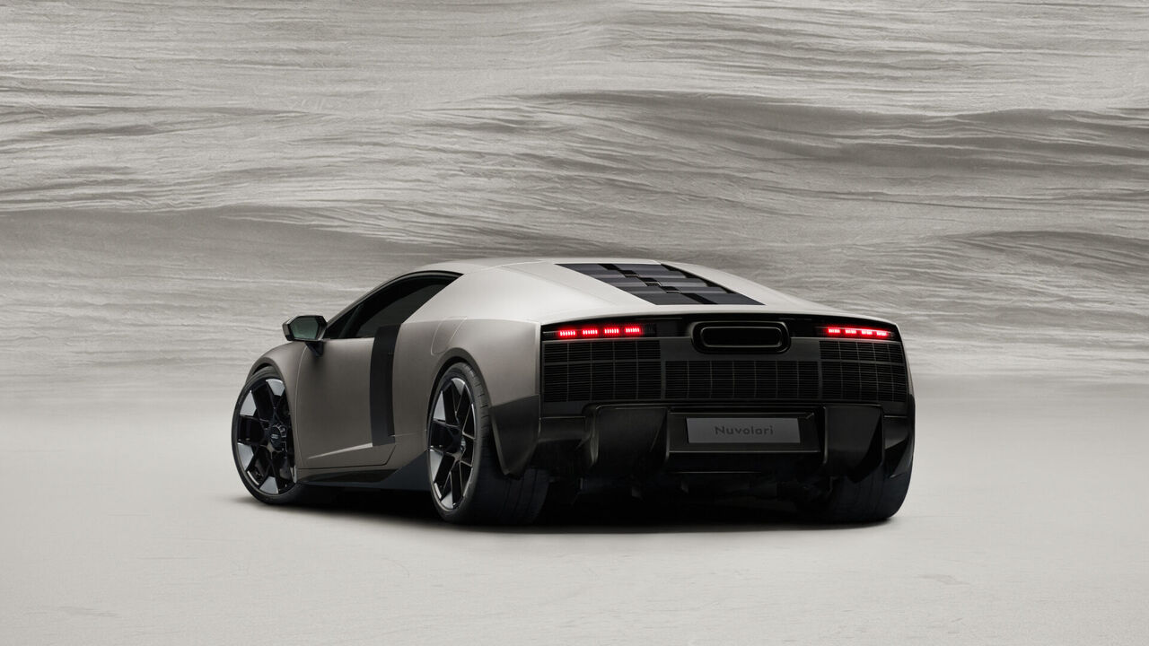 Audi Nuvolari - vista traseira em estudio