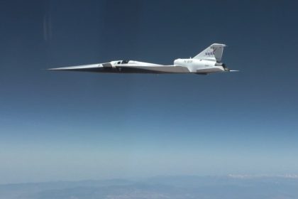 X-59 da NASA em voo supersónico