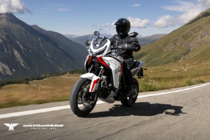 Moto Morini X-CAPE 1200 distribuída pelo Grupo Multimoto