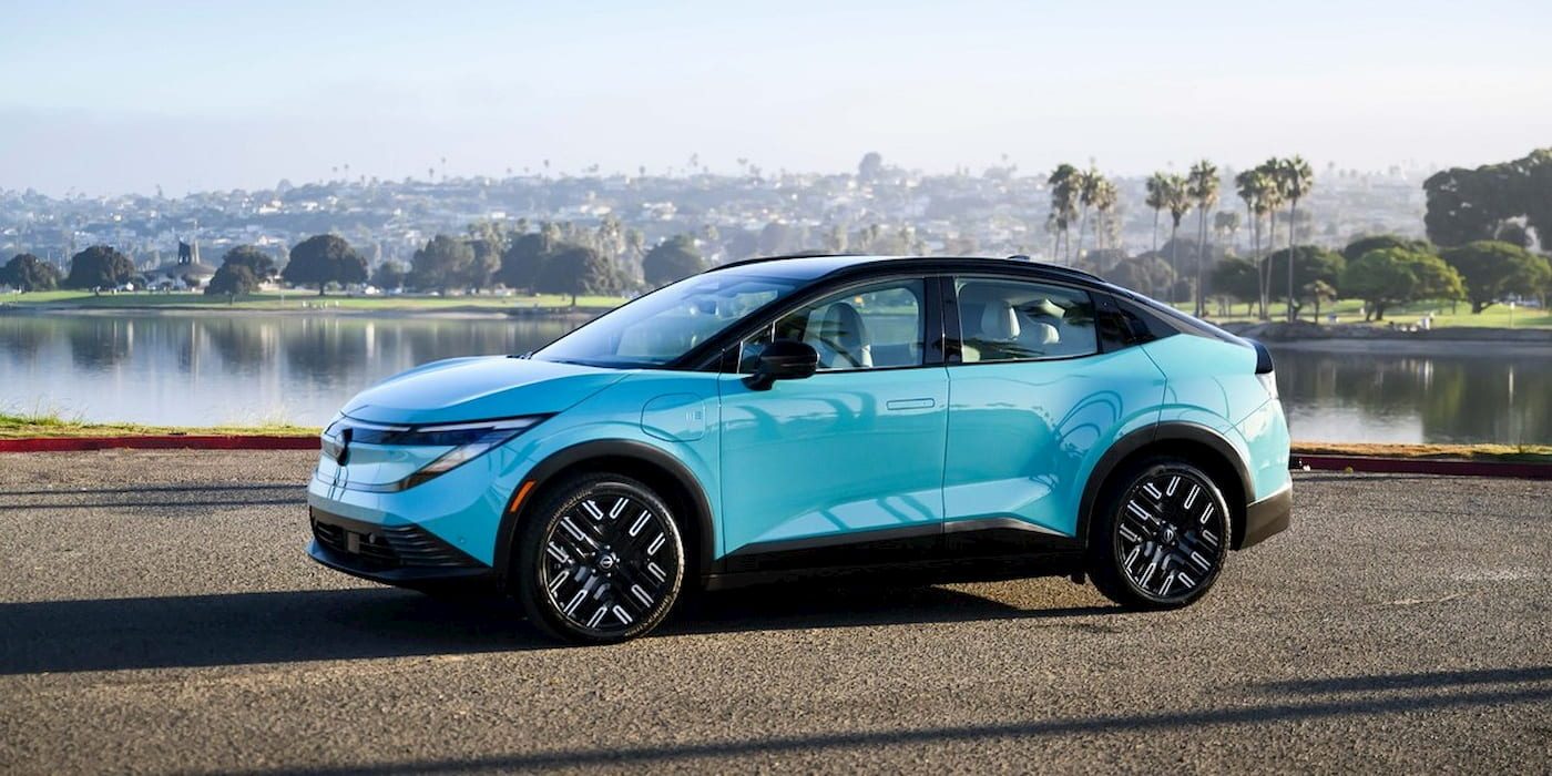 Nissan Leaf 2026 alvo de recall por problema no cinto de segurança