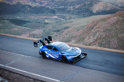 Super Mustang Mach-E em testes em Pikes Peak